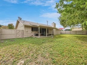8900 Briardale DR, Austin TX 78758