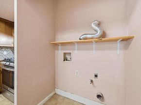 8900 Briardale DR, Austin TX 78758