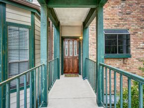 1741 Spyglass DR 1233, Austin TX 78746