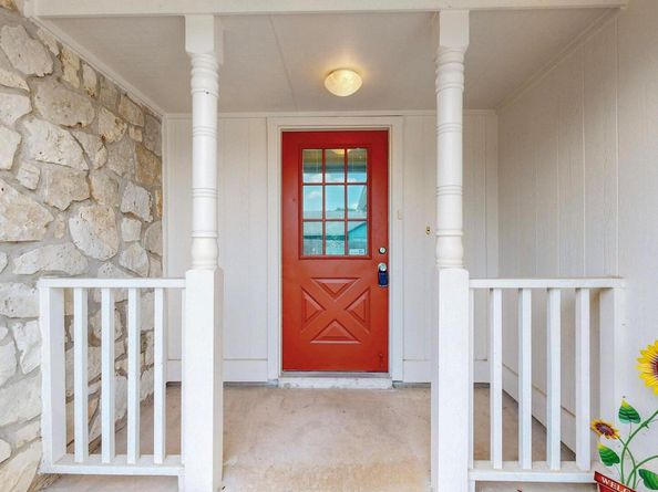 1202 Cresswell DR, Pflugerville TX 78660