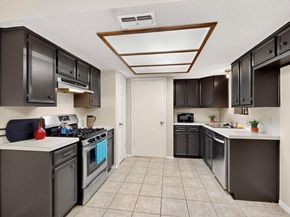 1202 Cresswell DR, Pflugerville TX 78660