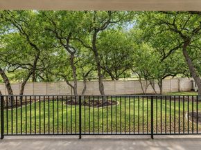 22 Cottondale RD, The Hills TX 78738