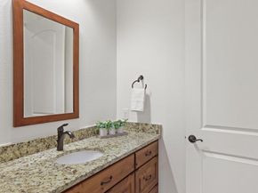 22 Cottondale RD, The Hills TX 78738