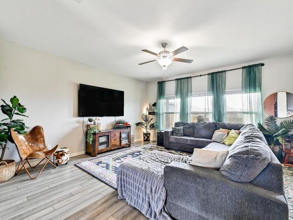113 Star Spangled DR, Liberty Hill TX 78642
