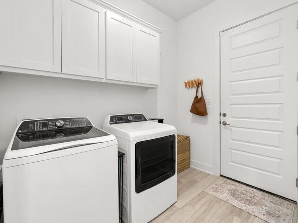 115 Beneteau DR 77, Austin TX 78738