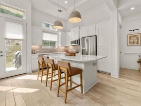 115 Beneteau DR 77, Austin TX 78738