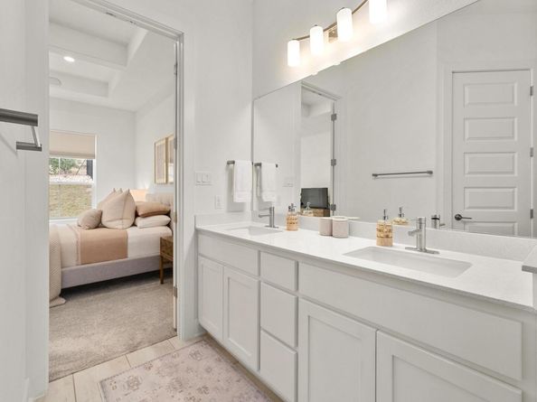 115 Beneteau DR 77, Austin TX 78738