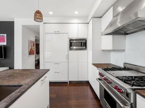 200 Congress Ave 14C, Austin TX 78701