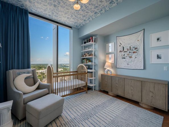 44 East Ave 2007, Austin TX 78701