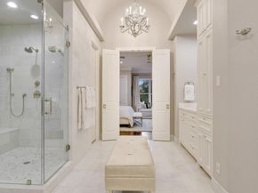 2201 Far Gallant, Austin TX 78746