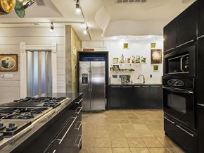 1007 E 8th ST, Austin TX 78702