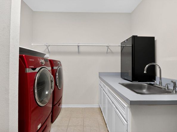 1122 Oaklands DR, Round Rock TX 78681