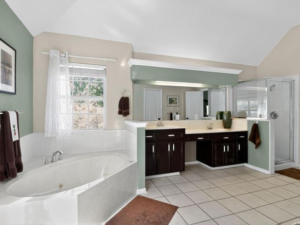 1122 Oaklands DR, Round Rock TX 78681