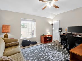 1122 Oaklands DR, Round Rock TX 78681