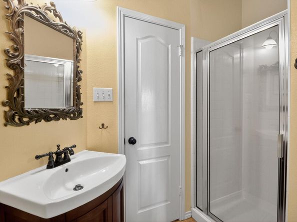 1122 Oaklands DR, Round Rock TX 78681