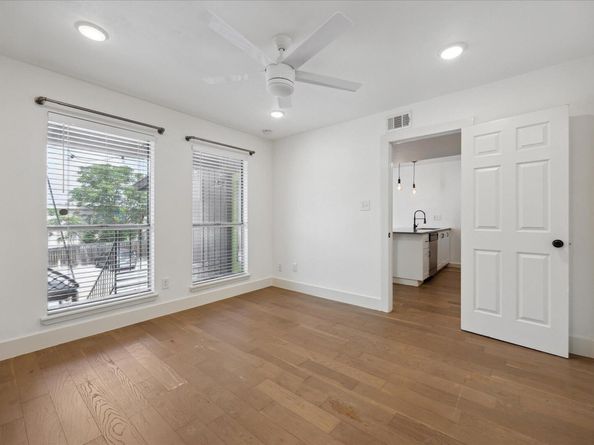 909 Reinli ST 231, Austin TX 78751