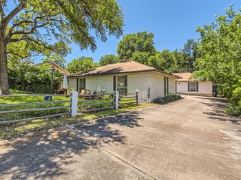 3404 South Oak DR