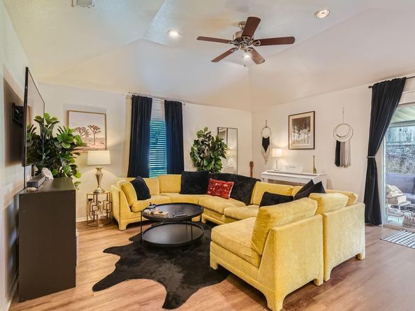 3404 South Oak DR, Austin TX 78704
