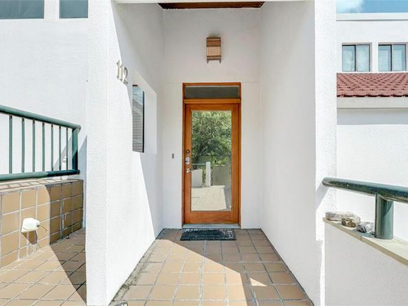 1735 Spyglass DR 112, Austin TX 78746