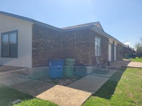 1011 Ridgemont ST, Round Rock TX 78664