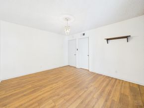 910 Duncan LN 26, Austin TX 78705