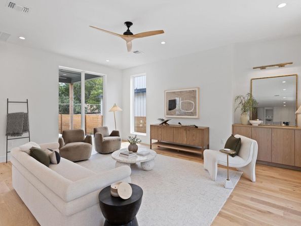 1416 Valleyridge DR, Austin TX 78704