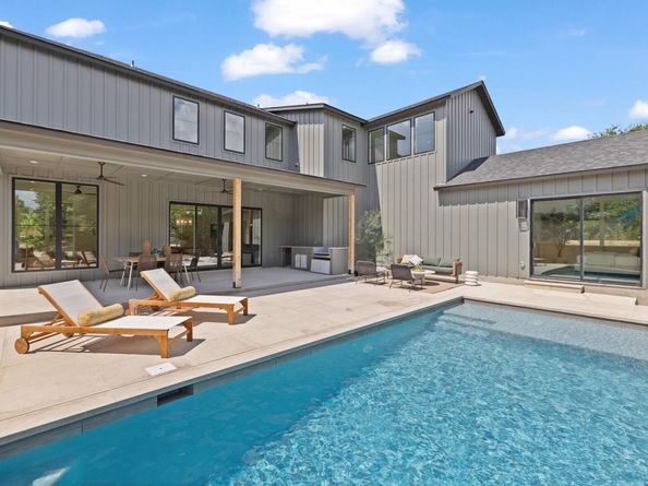 1416 Valleyridge DR, Austin TX 78704