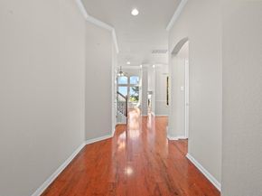 2301 Golden Gate PARK, Austin TX 78732