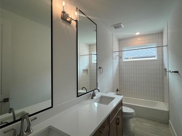1602 Kit CIR, Austin TX 78758