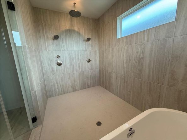 1602 Kit CIR, Austin TX 78758