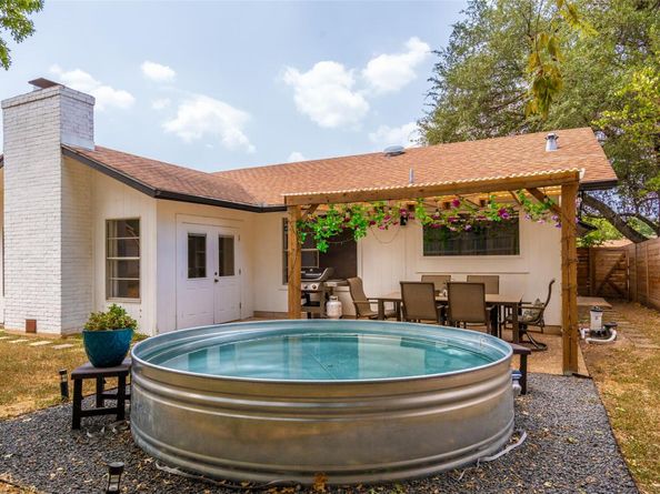 10201 Parkfield DR, Austin TX 78758
