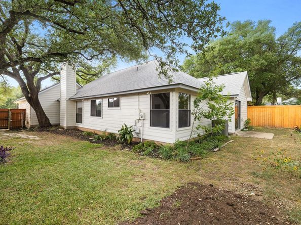 8302 Mendota CV, Austin TX 78717