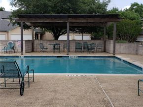 2100 Pipers Field DR 46, Austin TX 78758