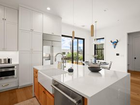 2005 E 8th ST 1, Austin TX 78702