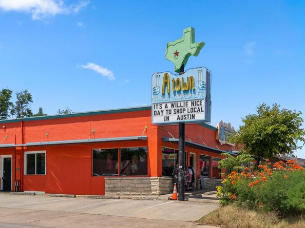 5705 Woodview Ave, Austin TX 78756