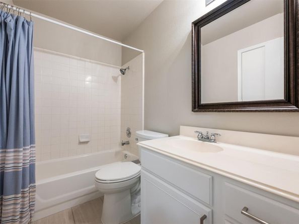 2004 Yaupon TRL, Cedar Park TX 78613