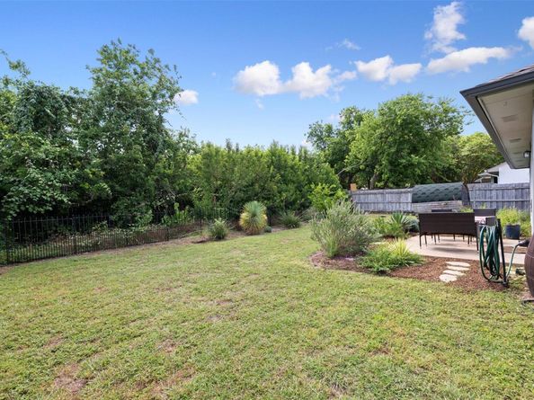 2004 Yaupon TRL, Cedar Park TX 78613