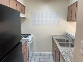 809 Plumpton DR, Austin TX 78745