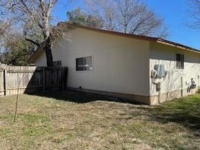 809 Plumpton DR, Austin TX 78745