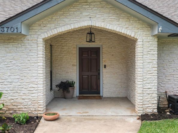 3701 Indian Point DR, Austin TX 78739