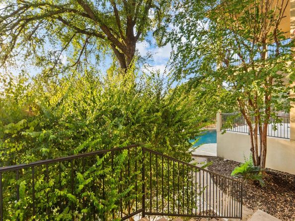 4102 Love Bird LN, Austin TX 78730