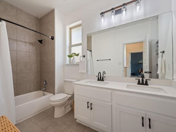 3651 Sandy Brook DR 204, Round Rock TX 78665