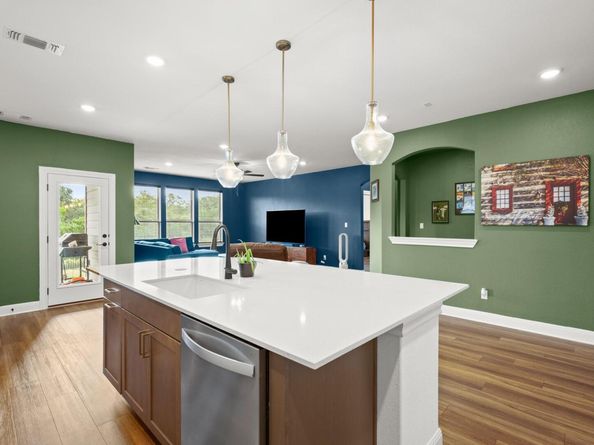 208 Olinda WAY, Liberty Hill TX 78642