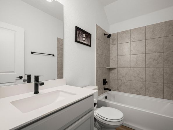 208 Olinda WAY, Liberty Hill TX 78642