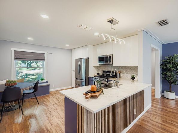 6408 King George DR, Austin TX 78745