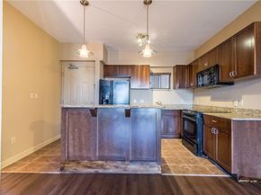 711 W 26th ST 703, Austin TX 78705