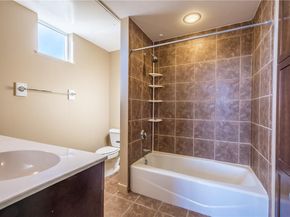 711 W 26th ST 703, Austin TX 78705