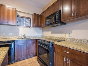 711 W 26th ST 703, Austin TX 78705