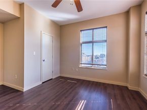 711 W 26th ST 703, Austin TX 78705