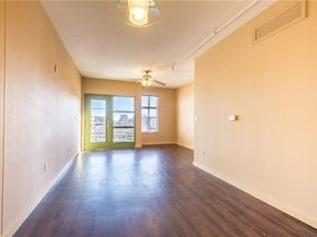 711 W 26th ST 703, Austin TX 78705